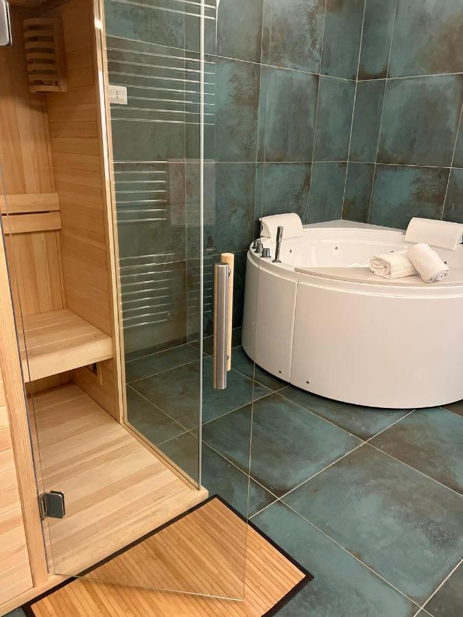 Real Giardinetto A Toledo Otel Napoli Dış mekan fotoğraf