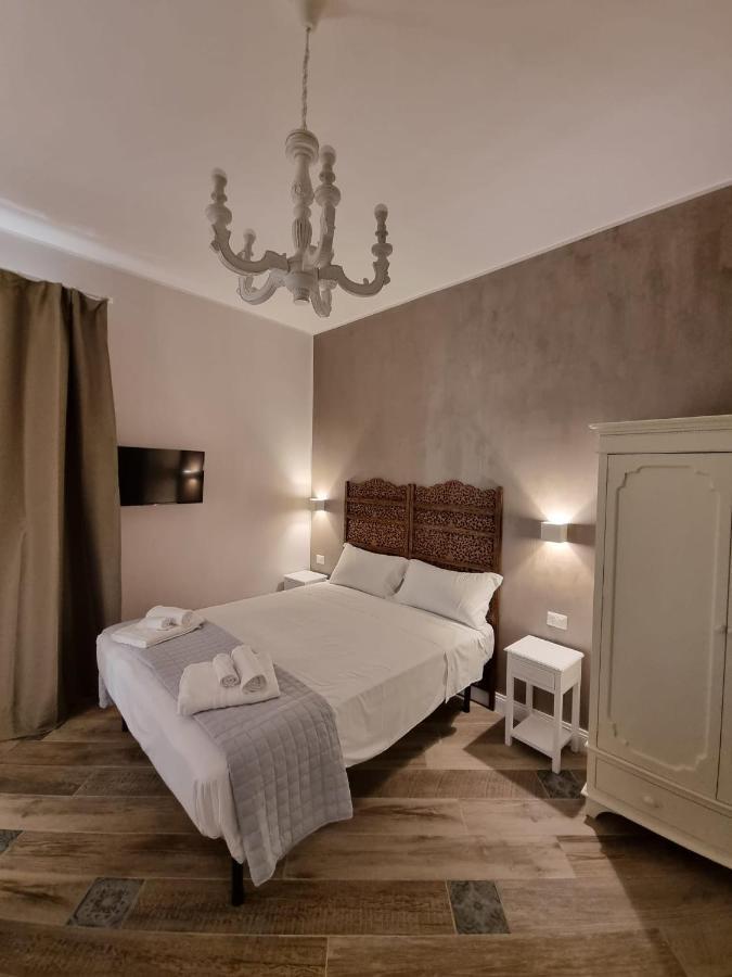 Real Giardinetto A Toledo Otel Napoli Dış mekan fotoğraf