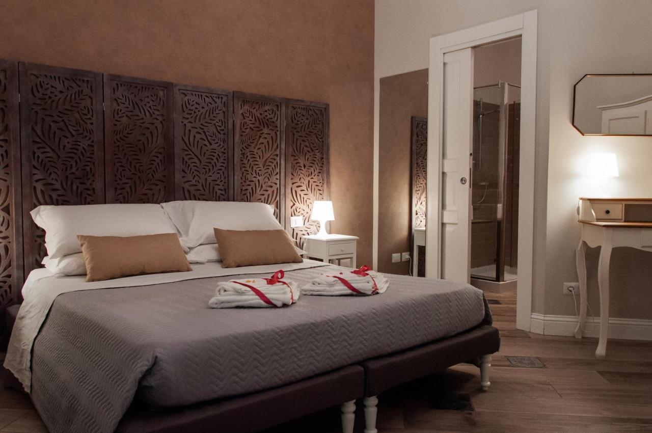 Real Giardinetto A Toledo Otel Napoli Dış mekan fotoğraf